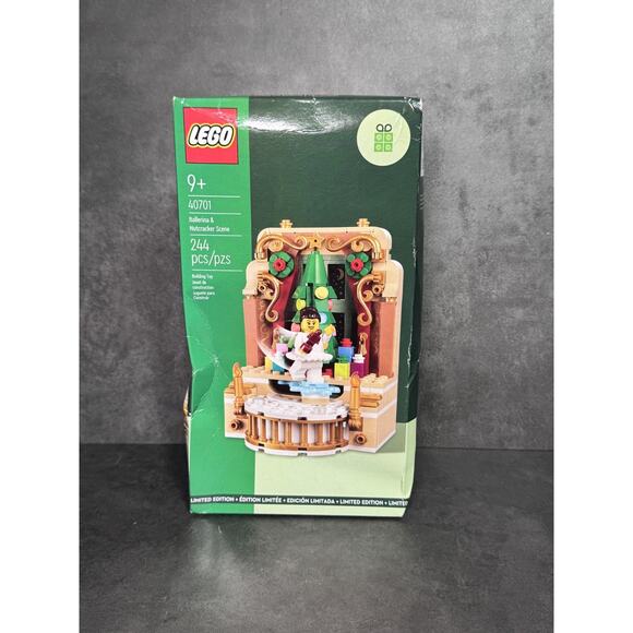 LEGO 40701 Ballerina & Nutcracker Scene - *Damaged Box* - Picture 1 of 5